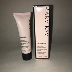 Mary kay matte-wear liquid foundation